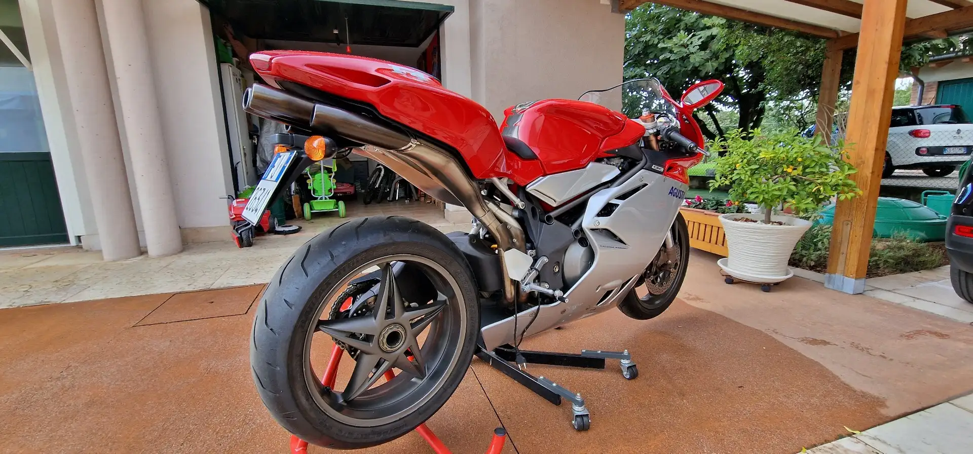MV Agusta F4 750 Rojo - 2