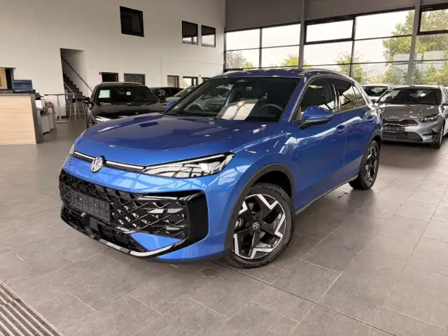 2026 Volkswagen T-Roc in Blue for sale
