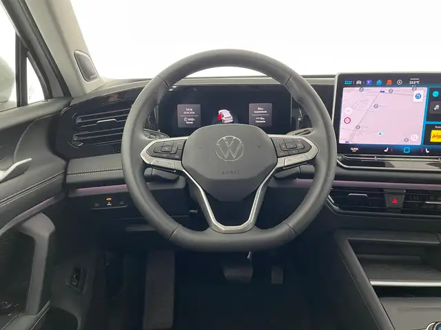 Volkswagen Tiguan view 12