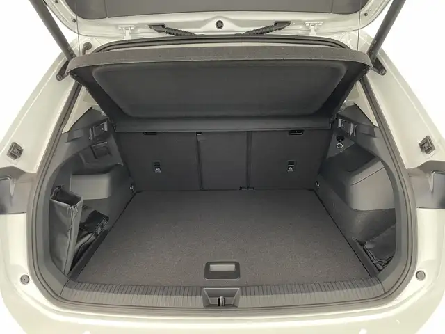 Volkswagen Tiguan view 7