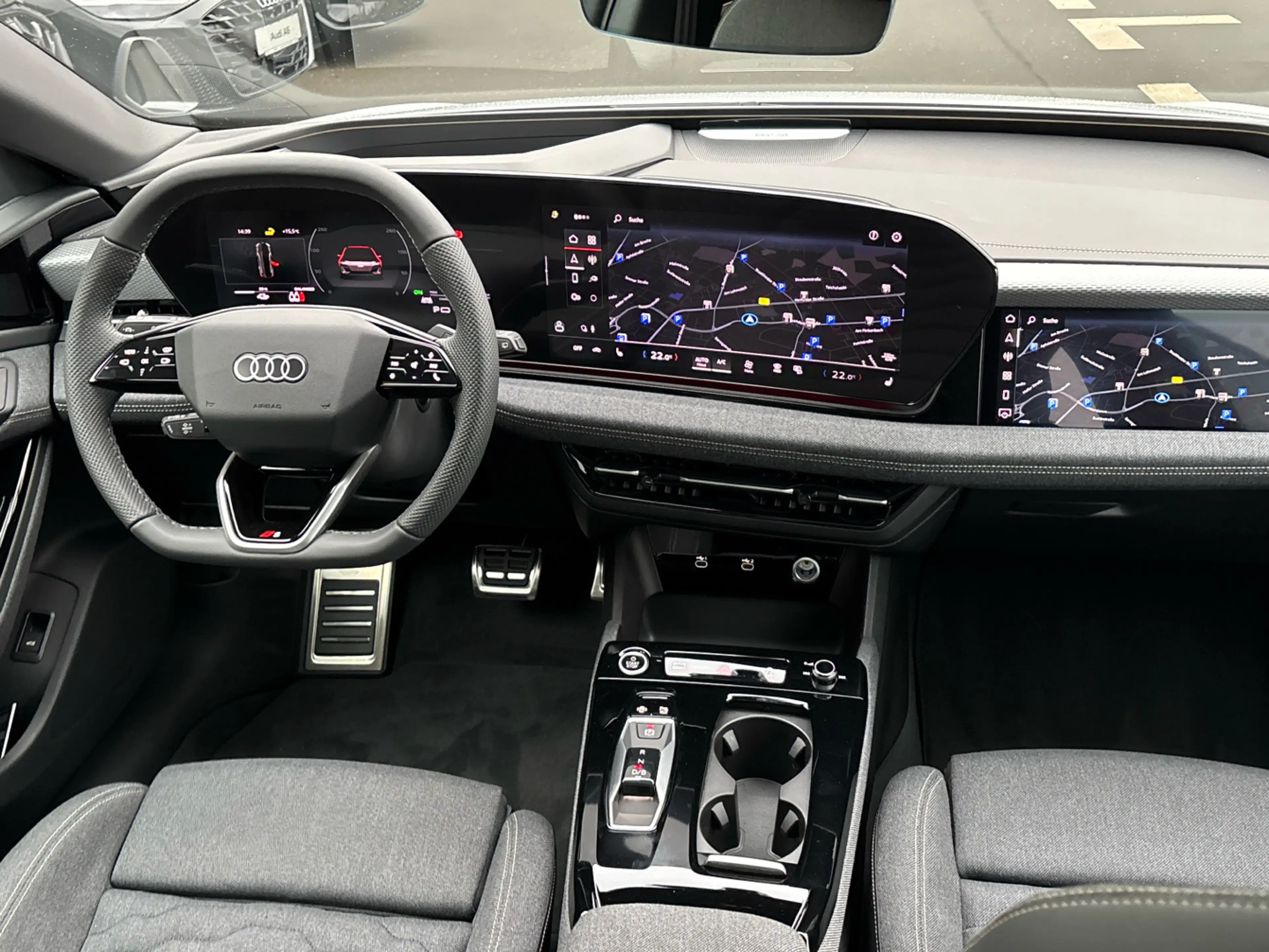 Audi A6 e-tron Avant performance S line Pano Matrix — photo 8