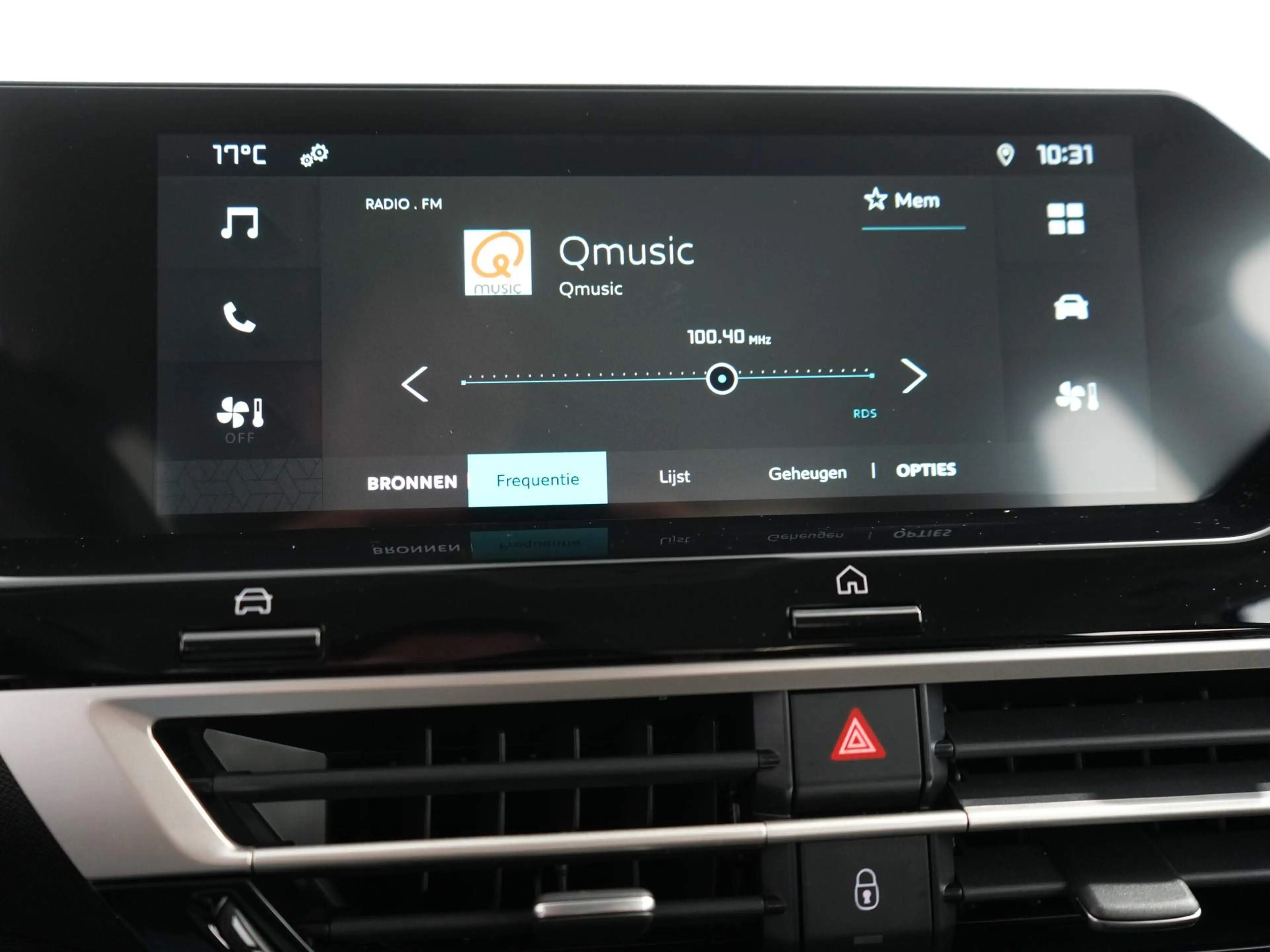 Citroen E-C4 X Plus 54 kWh | Achteruitrijcamera | Achteruitrijcam — photo 11