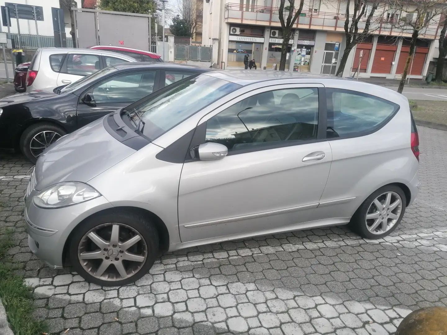 Mercedes-Benz A 170 Classe A - W/C 169 Avantgarde coupe Argento - 1