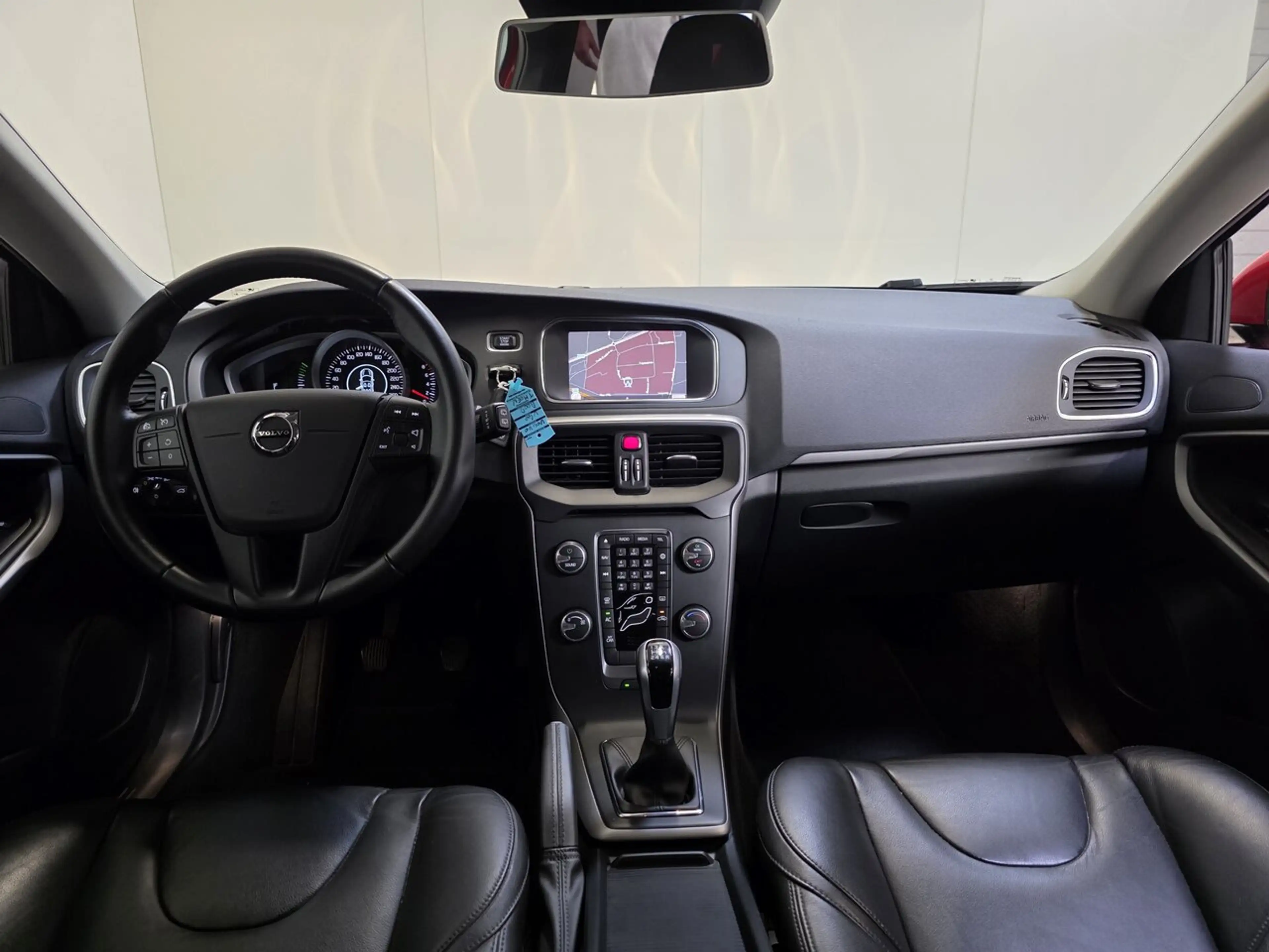 Volvo V40 2.0 T3 Benzine - GPS - Airco - Topstaat! 1Ste Eig! — photo 11