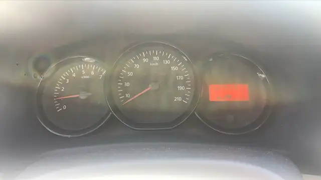 Dacia Sandero view 12
