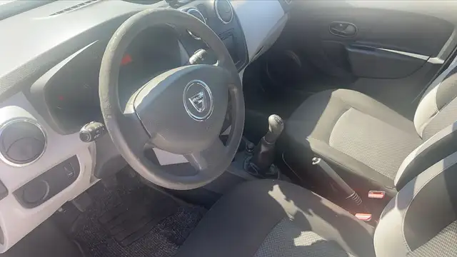 Dacia Sandero view 8
