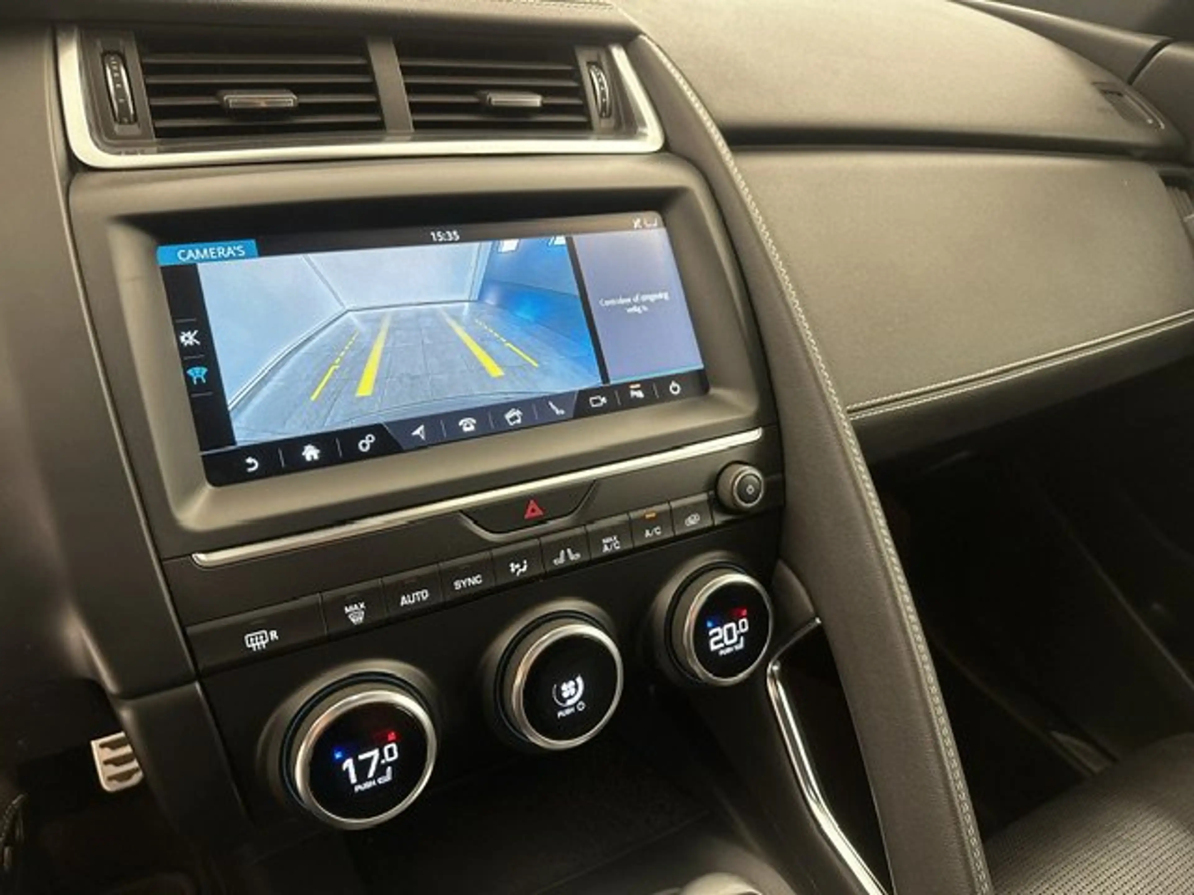 Jaguar E-Pace R-DYNAMIC BENZINE AWD AUTOMAAT — photo 14