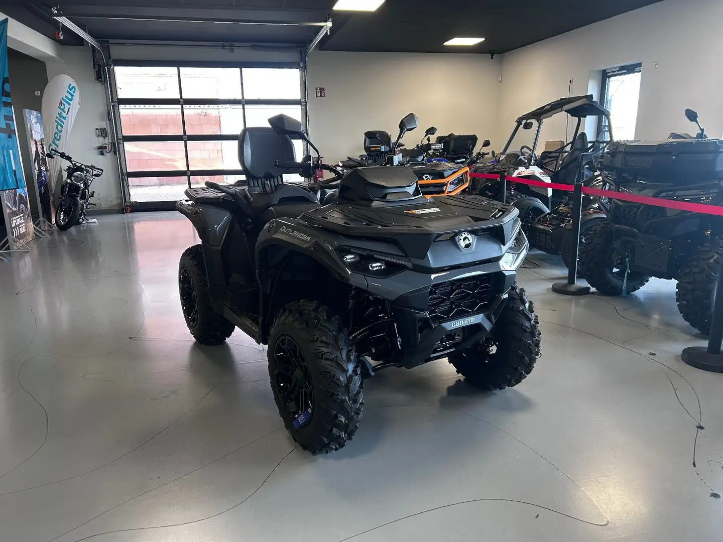 Can-Am Outlander MAX DPS 1000R T3b 2025 101 PS 120 km/h Grau - 1