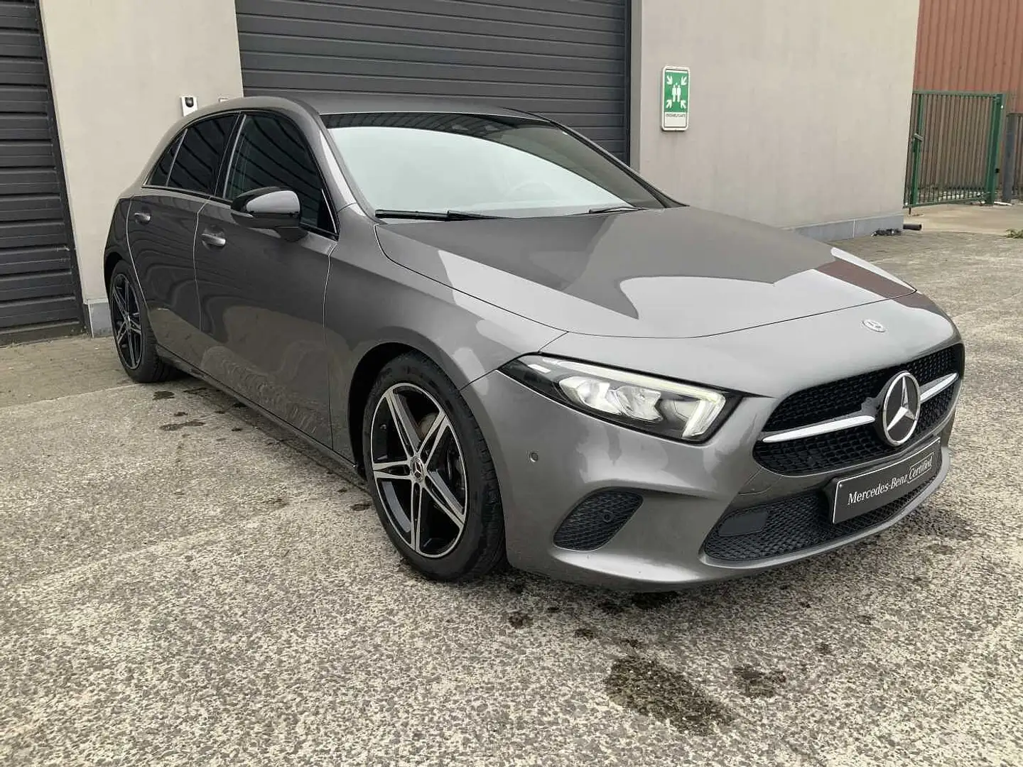 Mercedes-Benz A 180 Gris - 2
