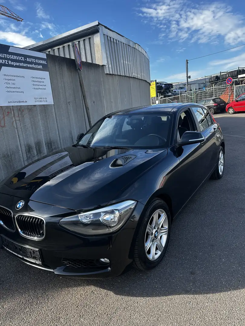 BMW 114 114i - 1