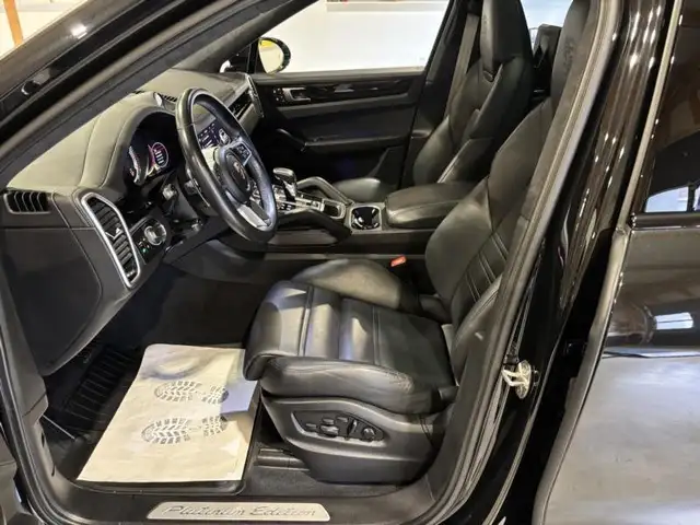 Porsche Cayenne Coupe SKY MATRIX HEAD-UP BOSE LUFT AHK VOLL Ansicht 3