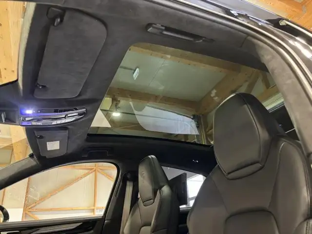 Porsche Cayenne Coupe SKY MATRIX HEAD-UP BOSE LUFT AHK VOLL Ansicht 13