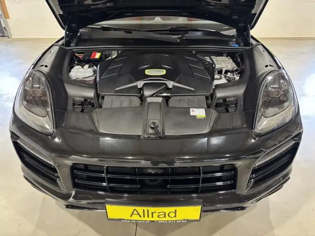 Porsche Cayenne Coupe SKY MATRIX HEAD-UP BOSE LUFT AHK VOLL Ansicht 29