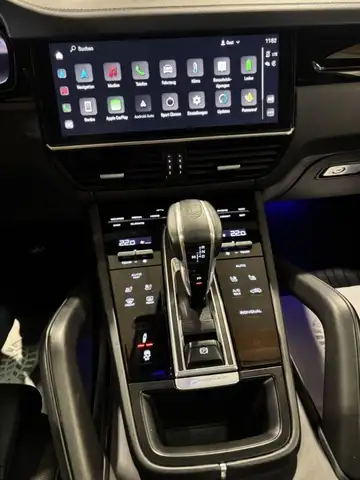 Porsche Cayenne Coupe SKY MATRIX HEAD-UP BOSE LUFT AHK VOLL Ansicht 17