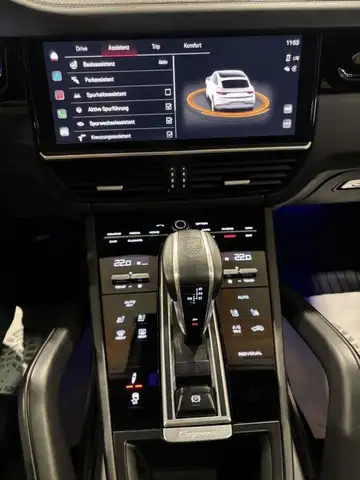 Porsche Cayenne Coupe SKY MATRIX HEAD-UP BOSE LUFT AHK VOLL Ansicht 20