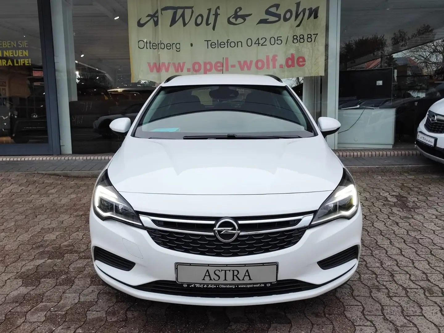 Opel Astra K ST Edition +SHZ+LHZ+PDC+APPLE+BT+ALU+ Weiß - 2