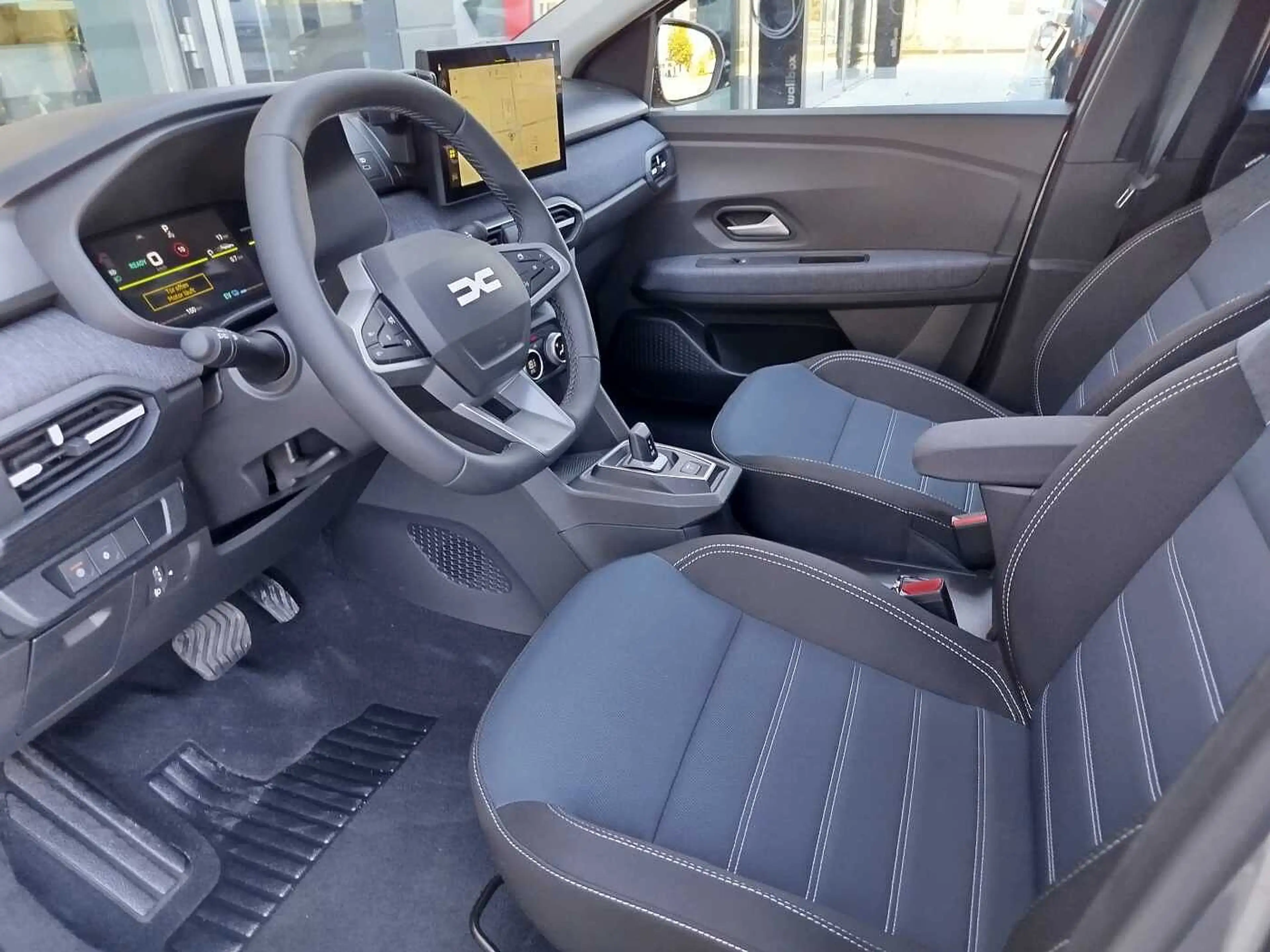 Dacia Jogger Journey 1.8 Hybrid 155 5-Sitzer — photo 9