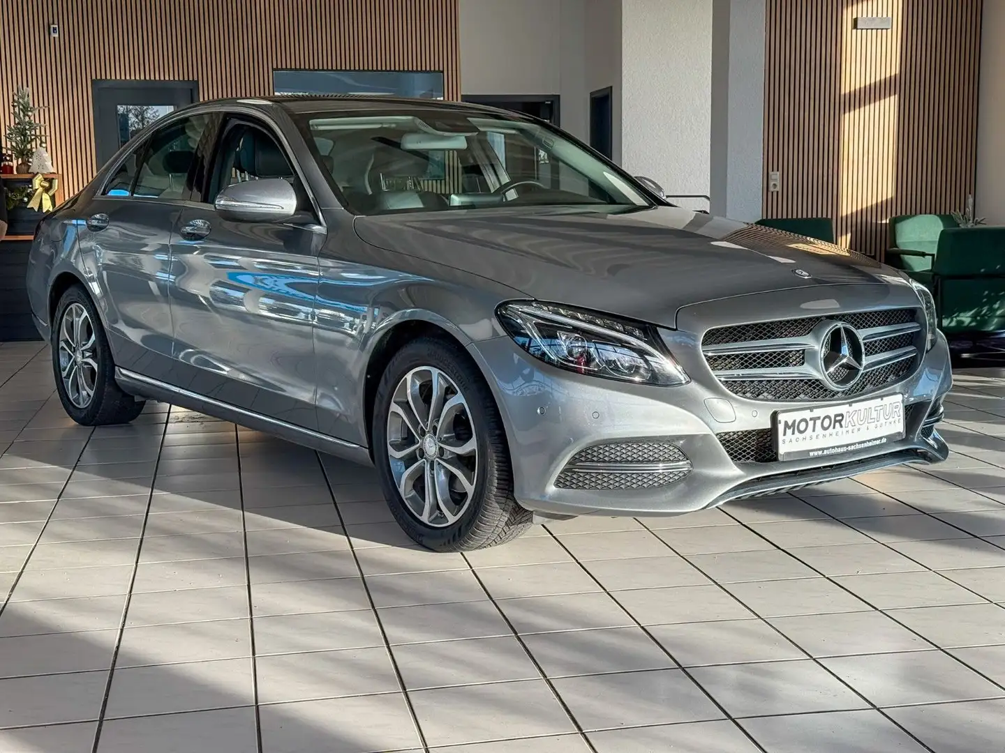 Mercedes-Benz C 180 Limousine | LED | Comand | uvm. Argento - 2