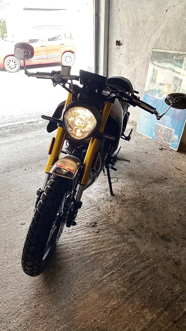 Mondial HPS 125i Grau - 2