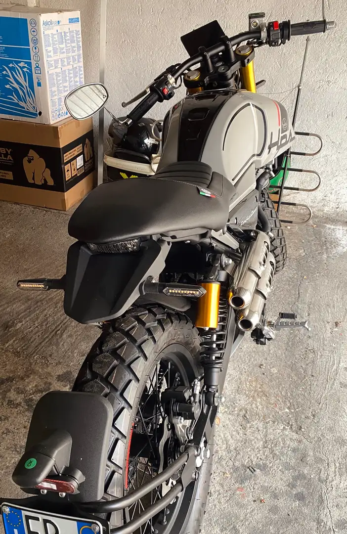 Mondial HPS 125i Grau - 1