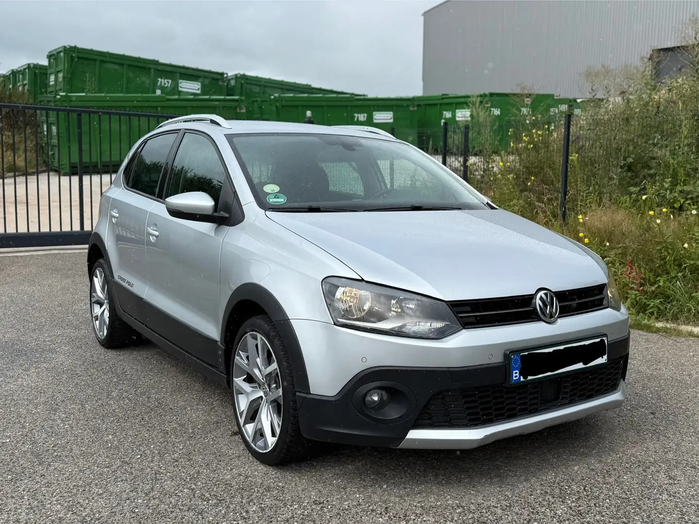 Volkswagen Polo Cross Crosspolo 1.4 TDi BMT Stříbrná - 1