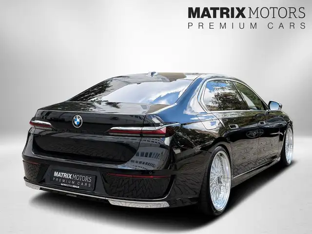 BMW 7 Series view 2