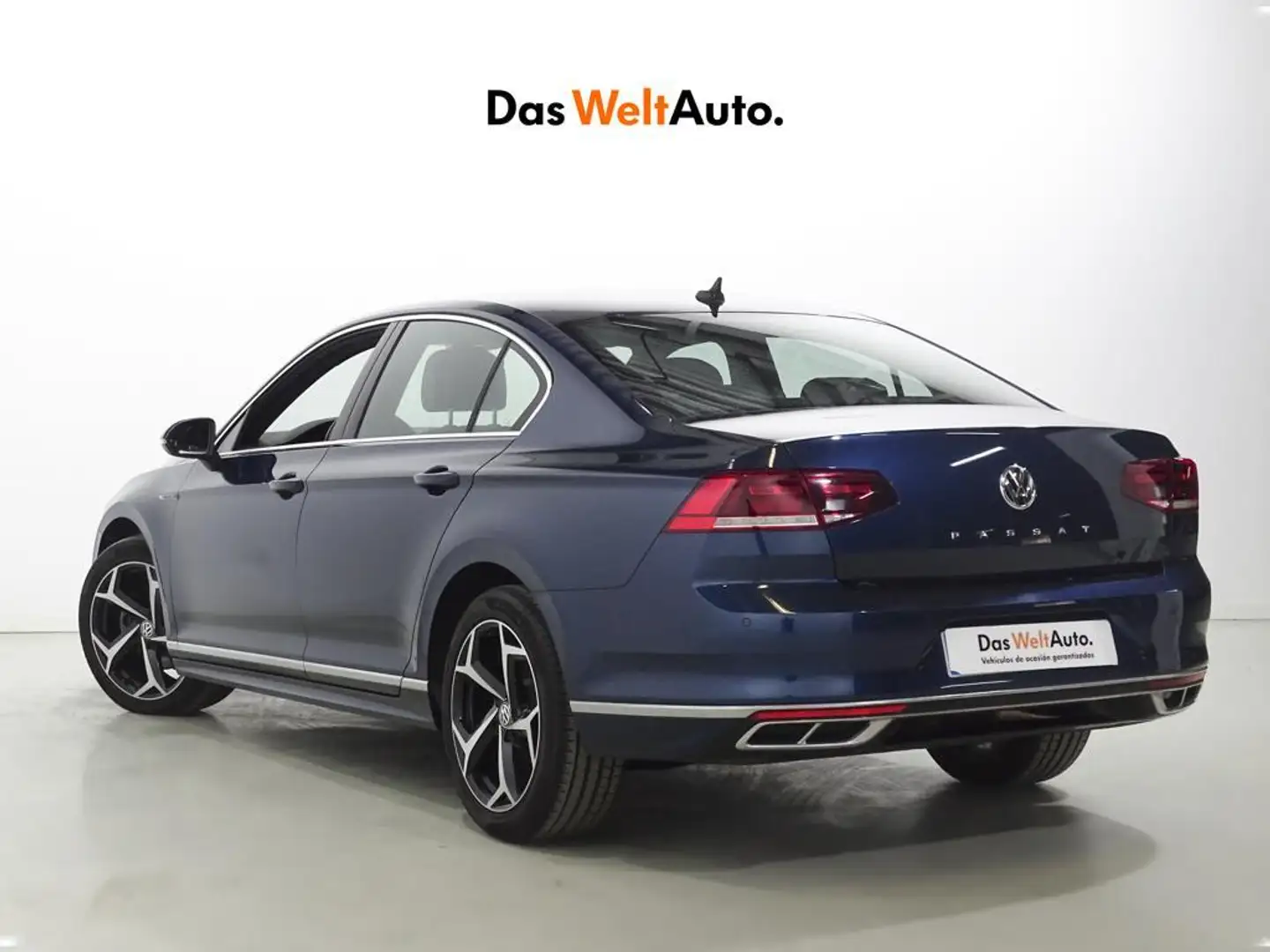 Volkswagen Passat 2.0TDI R-Line DSG7 110kW Blauw - 2