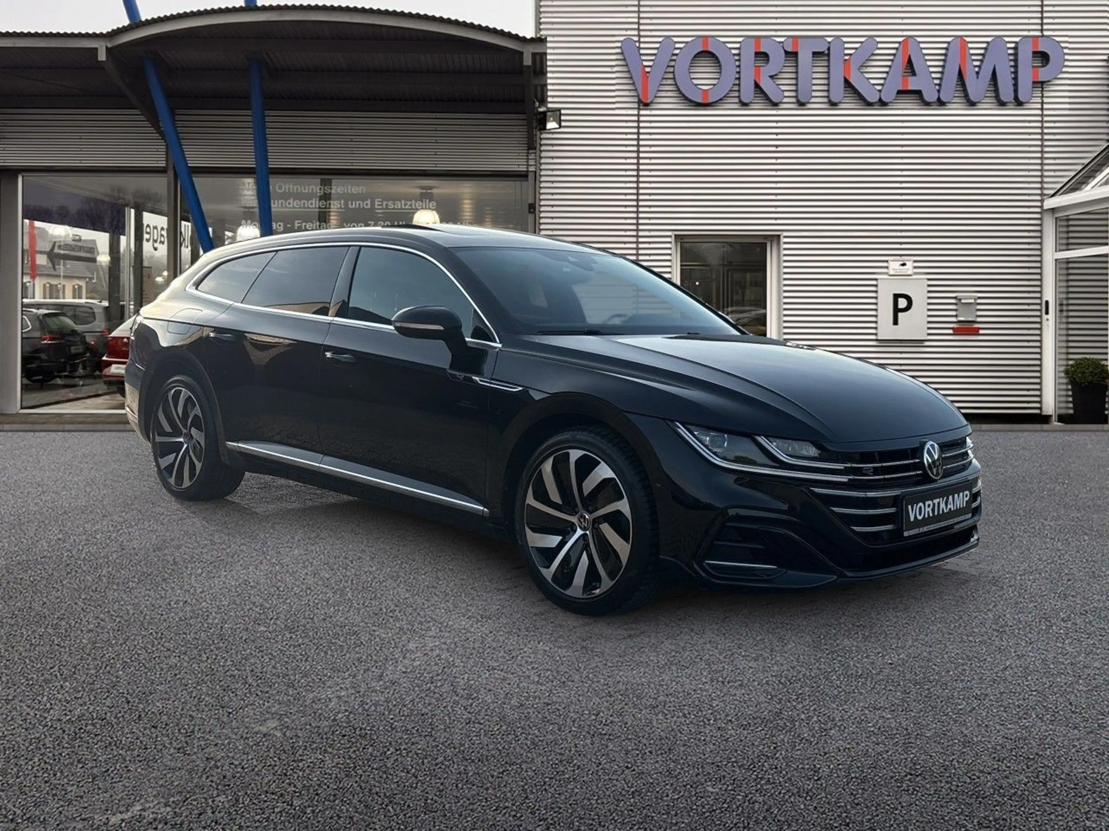 Volkswagen Arteon R-Line eHybrid AHK PANO — photo 3