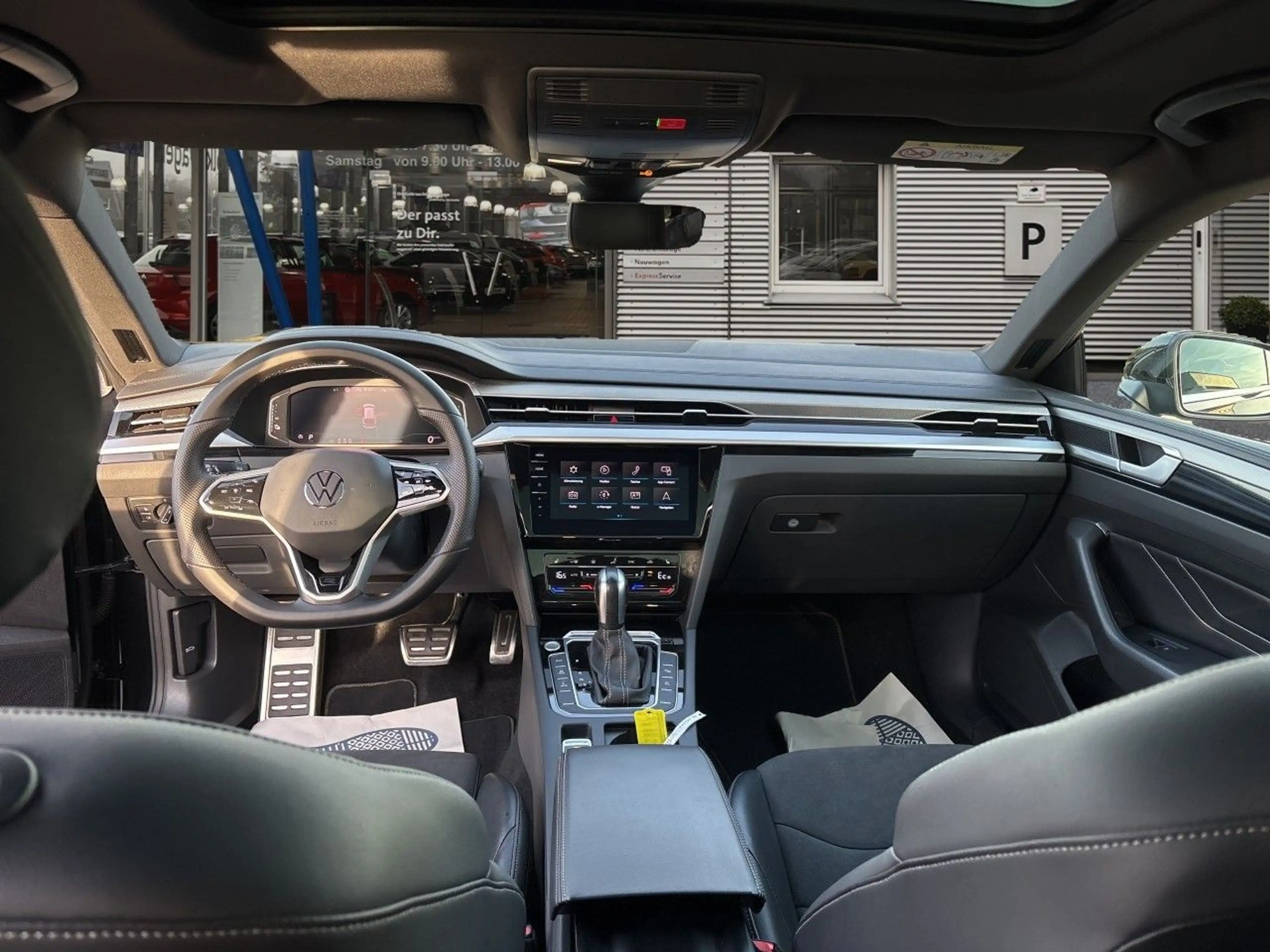Volkswagen Arteon R-Line eHybrid AHK PANO — photo 14