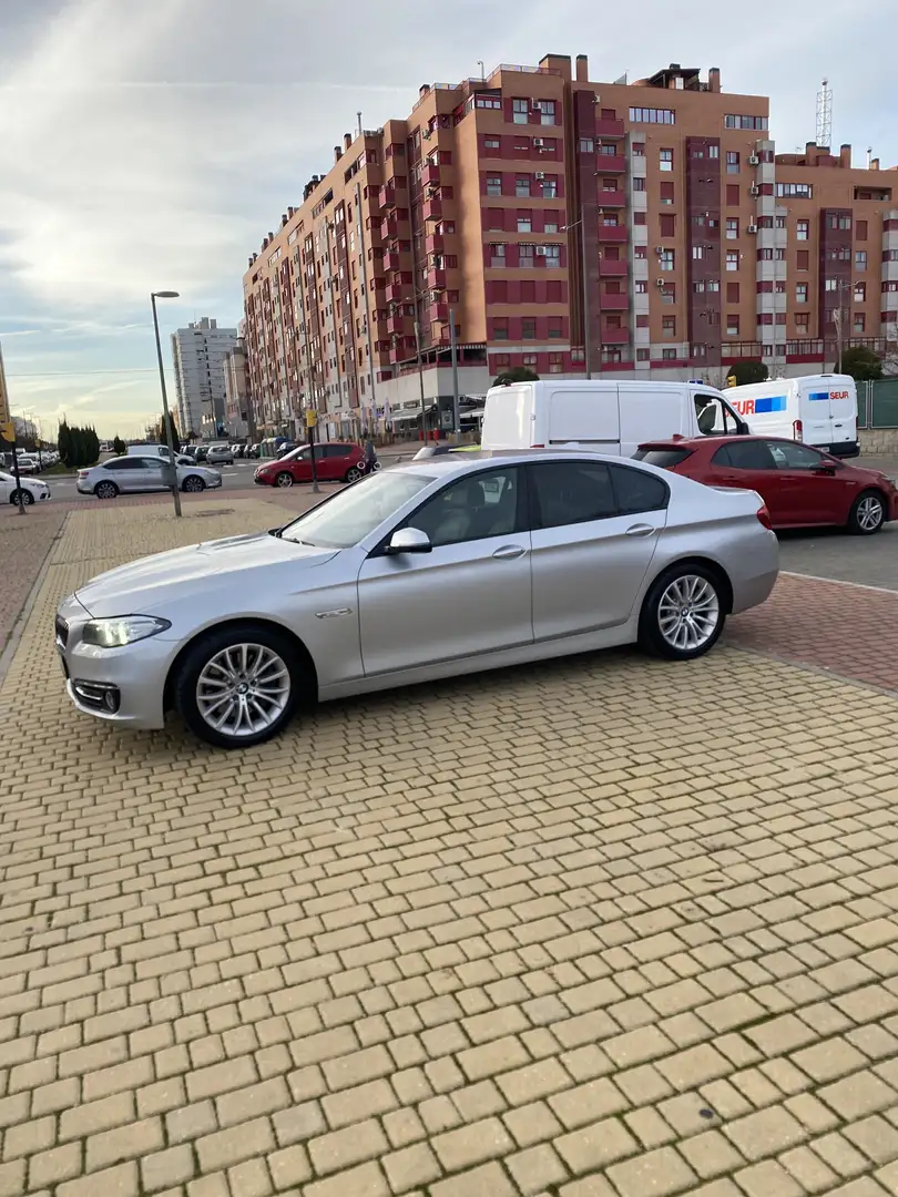 BMW 530 530dA Touring xDrive Modern - 2