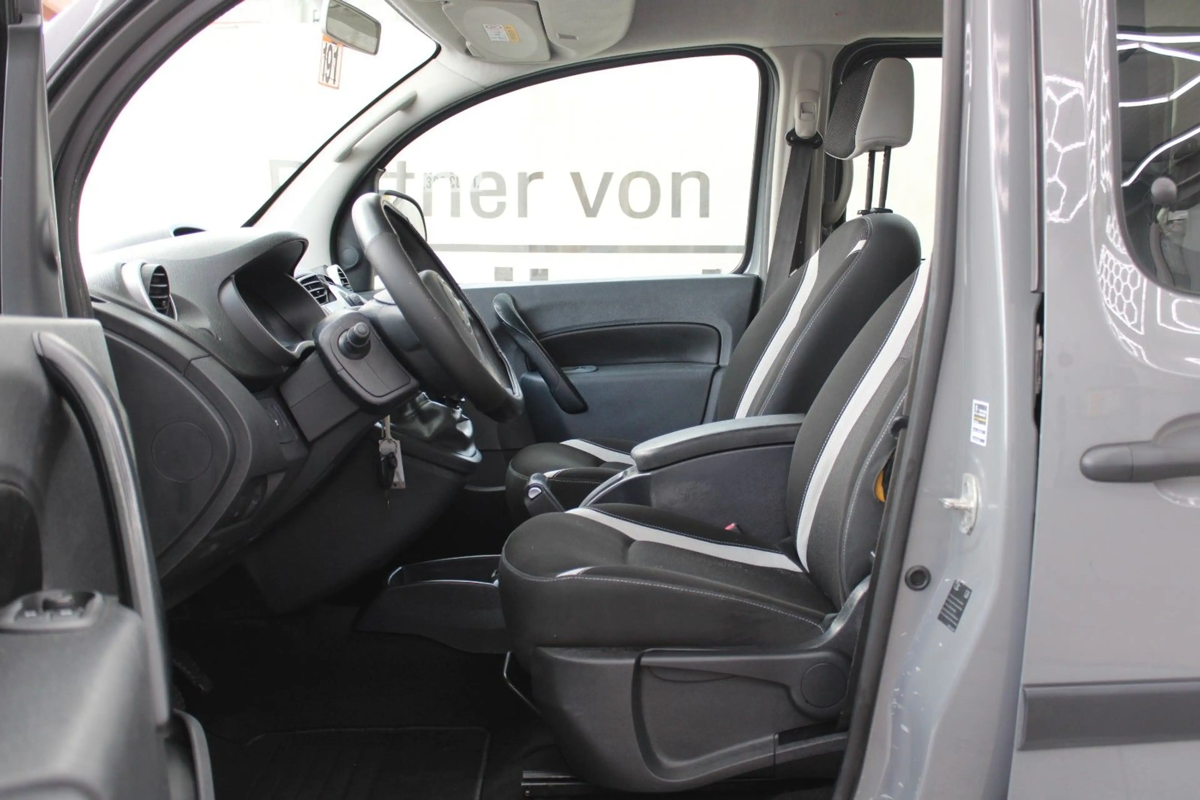 Renault Kangoo Grand Kangoo *Inspektion Neu* MwSt.*Klima* — photo 6