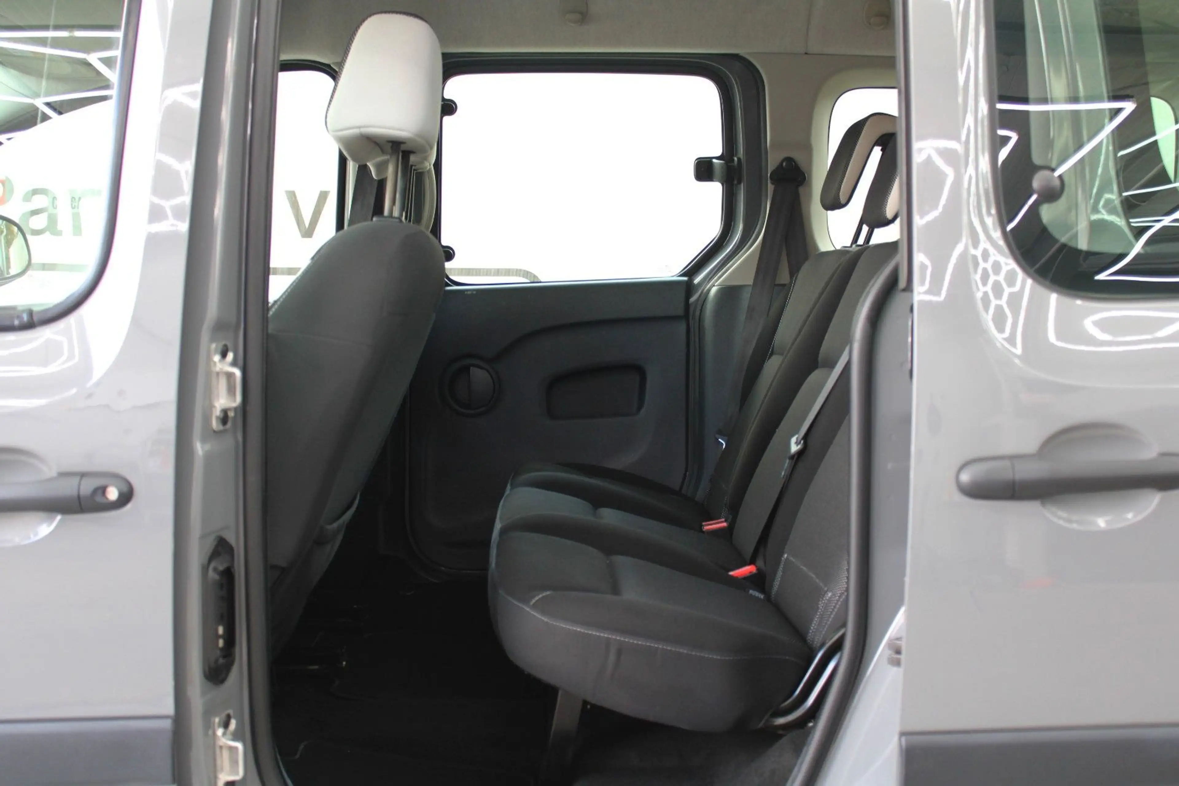 Renault Kangoo Grand Kangoo *Inspektion Neu* MwSt.*Klima* — photo 8