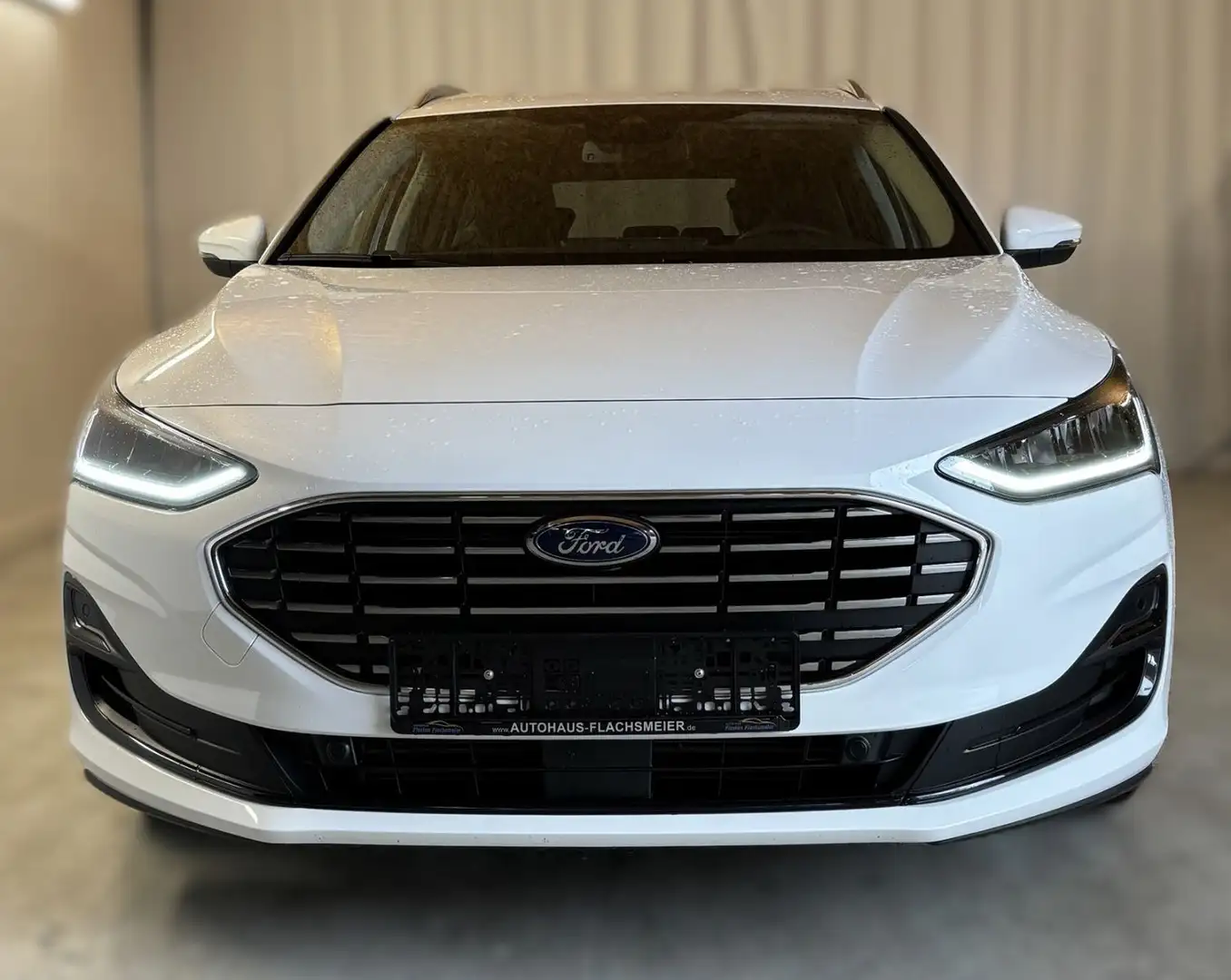 Ford Focus Turnier Titanium X LED Kamera ACC SHZ Wit - 2