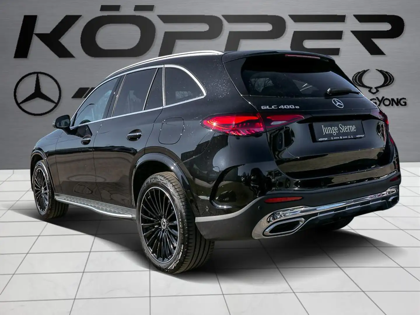 Mercedes-Benz GLC 400 e 4M AMG Premium Pano AHK Digi L Distr. Negru - 2