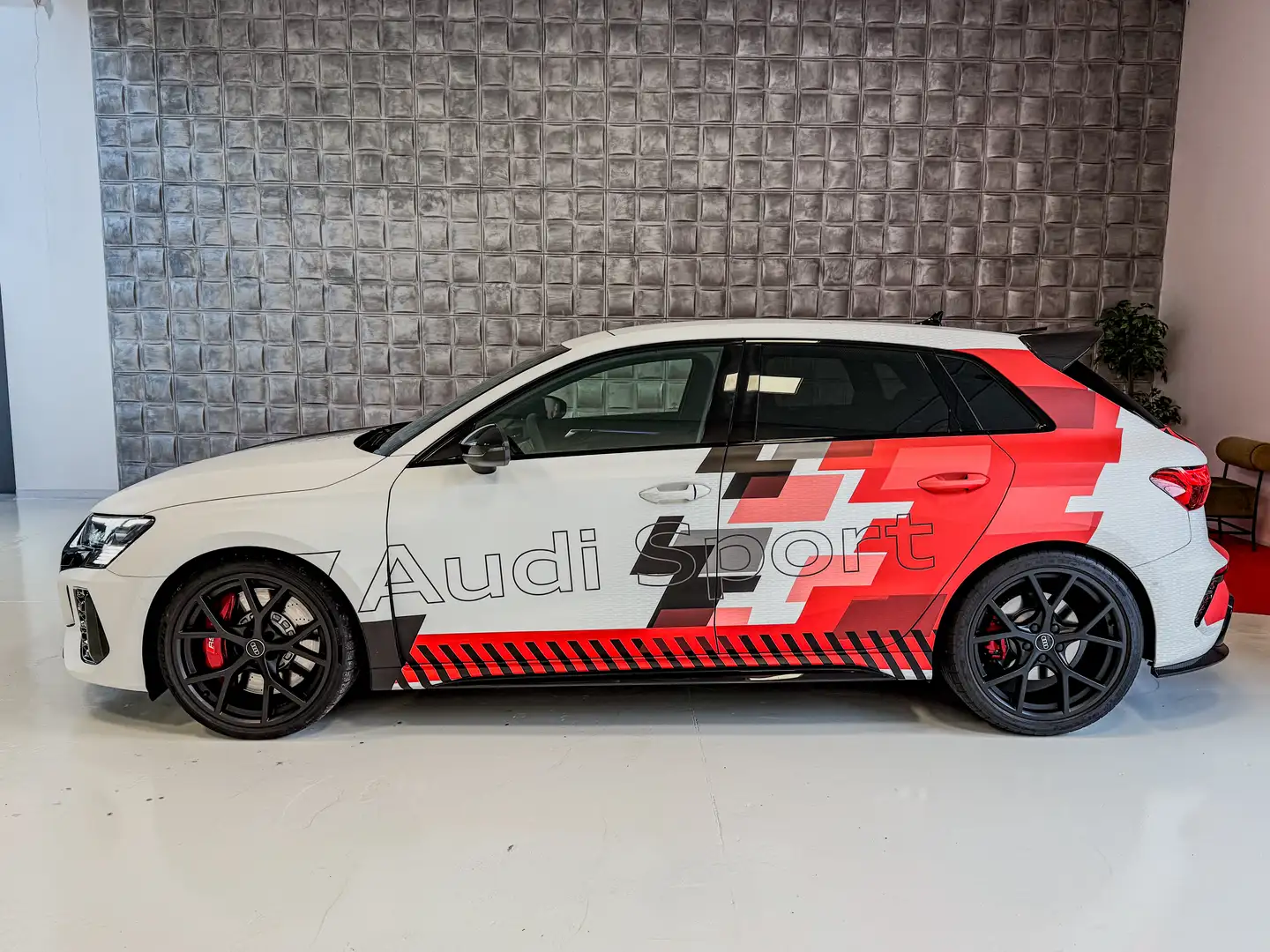 Audi RS3 Sportback 2.5 tfsi quattro s-tronic - UNICA Noir - 2