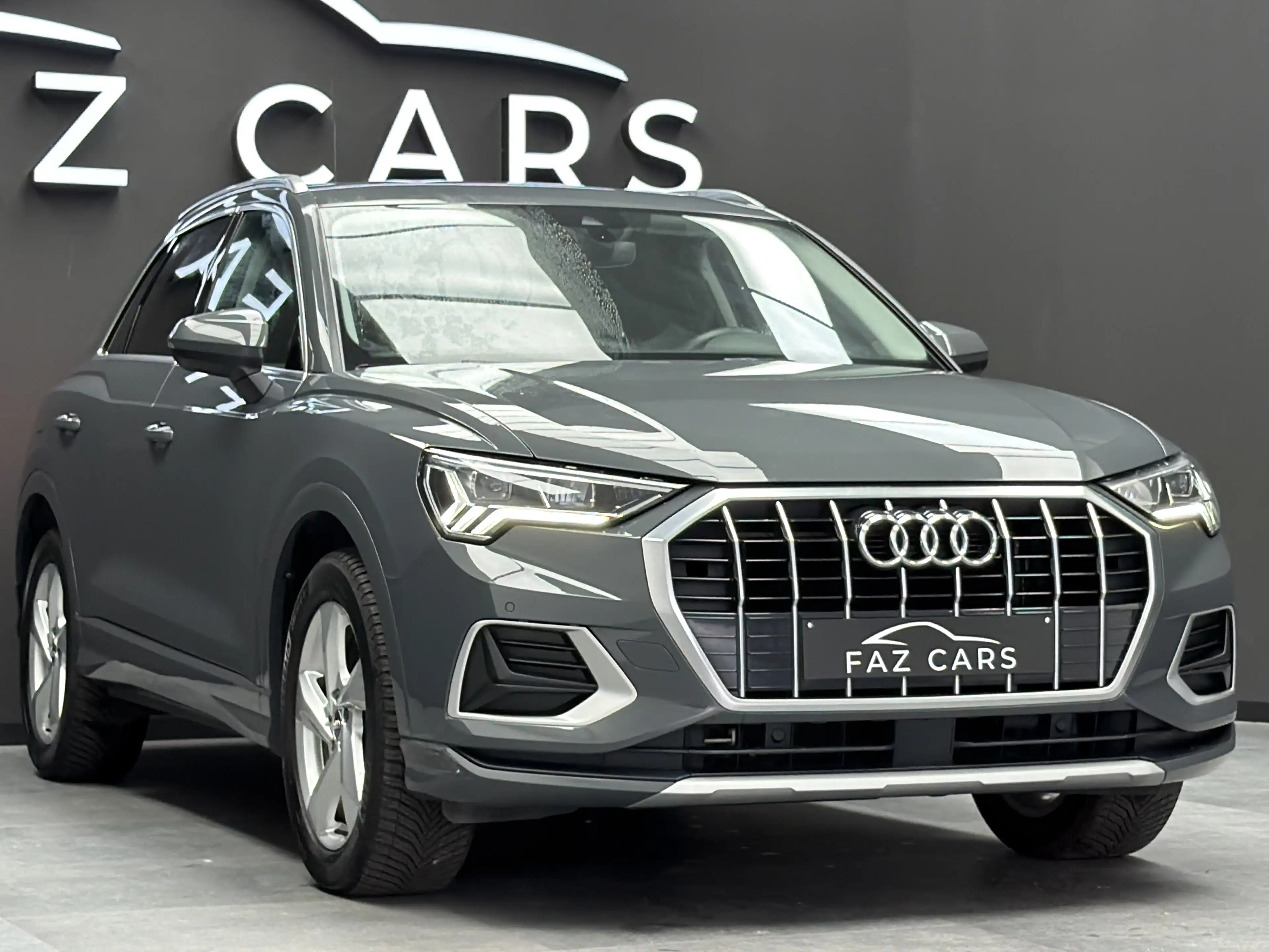 Audi Q3 35 TDi Advanced S tronic *CUIR + CAMÉRA + GARANTIE* — photo 4
