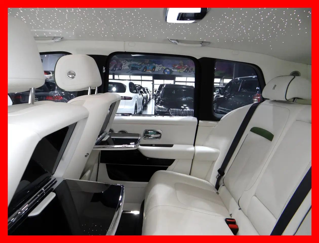Rolls-Royce Cullinan снимка Rolls-Royce Cullinan