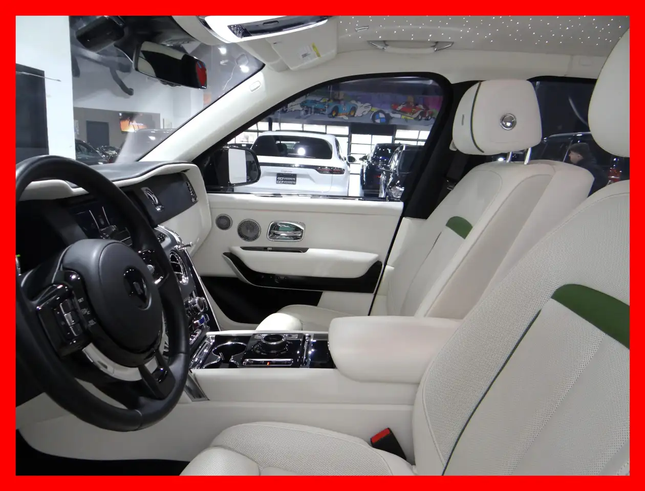 Rolls-Royce Cullinan снимка Rolls-Royce Cullinan