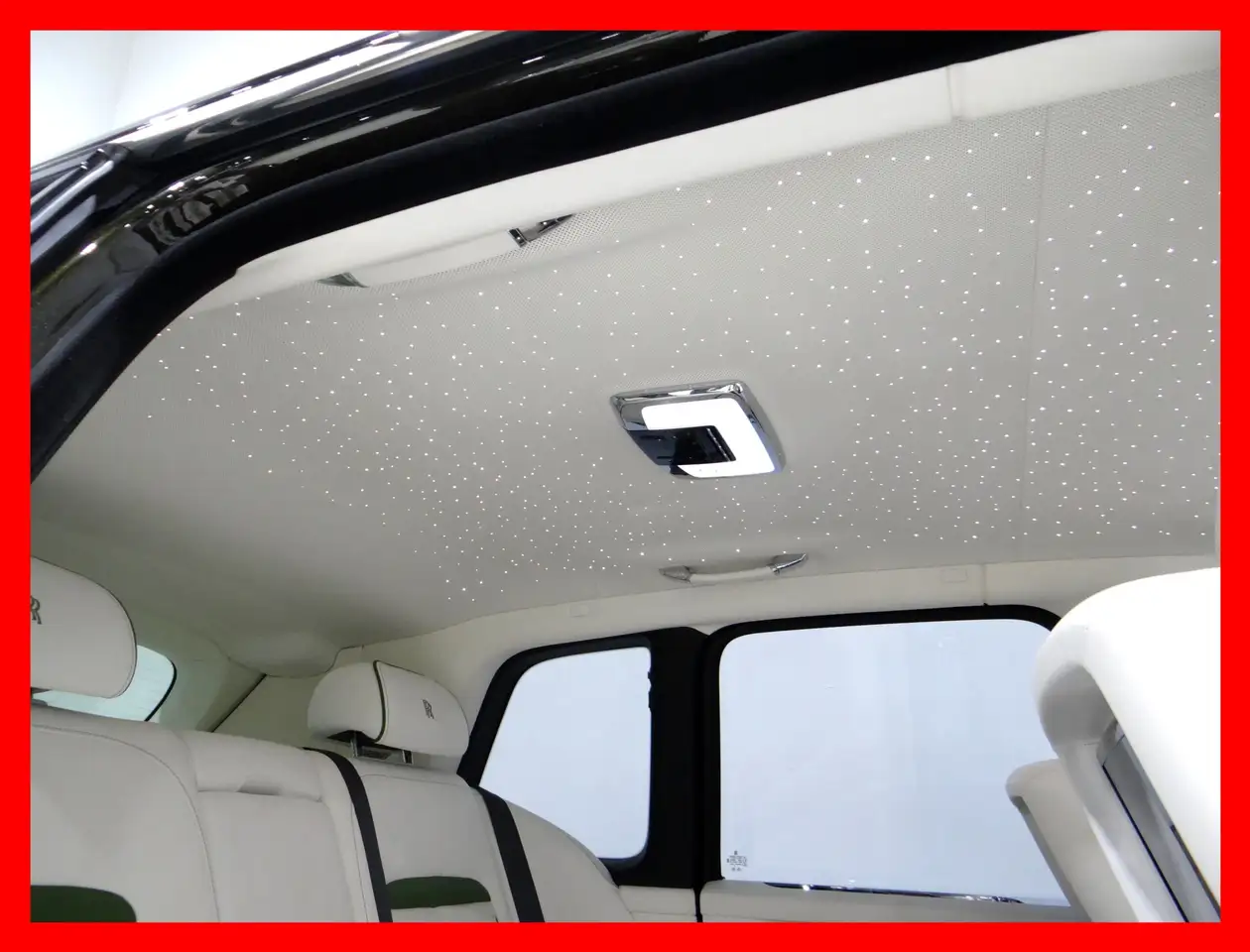 Rolls-Royce Cullinan снимка Rolls-Royce Cullinan