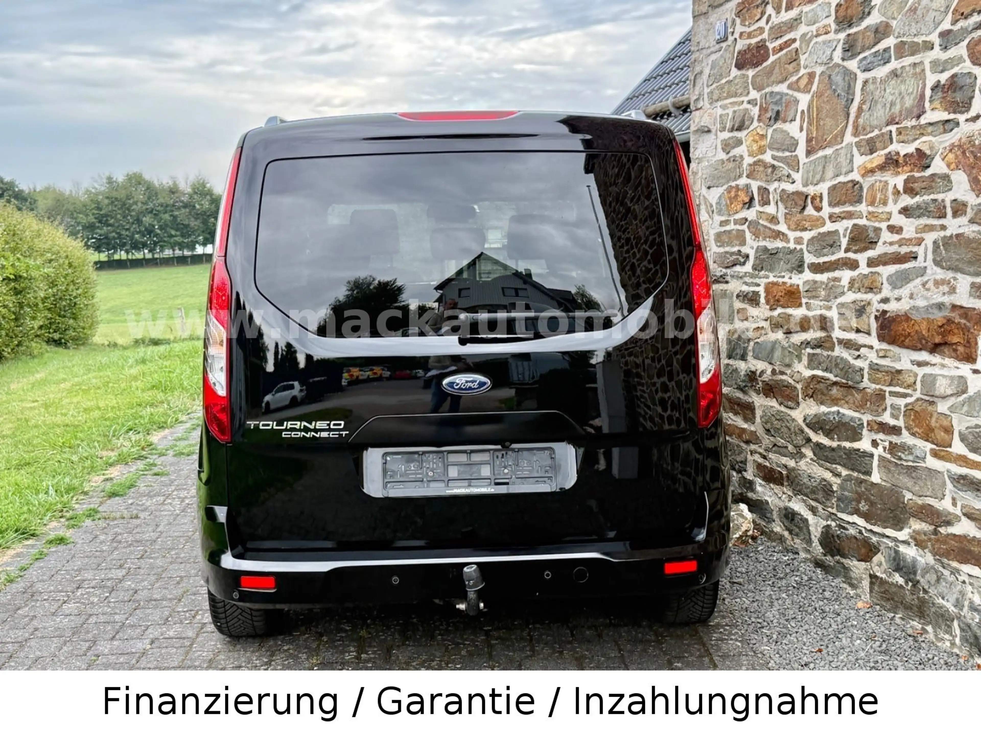 Ford Tourneo Connect Titanium — photo 5