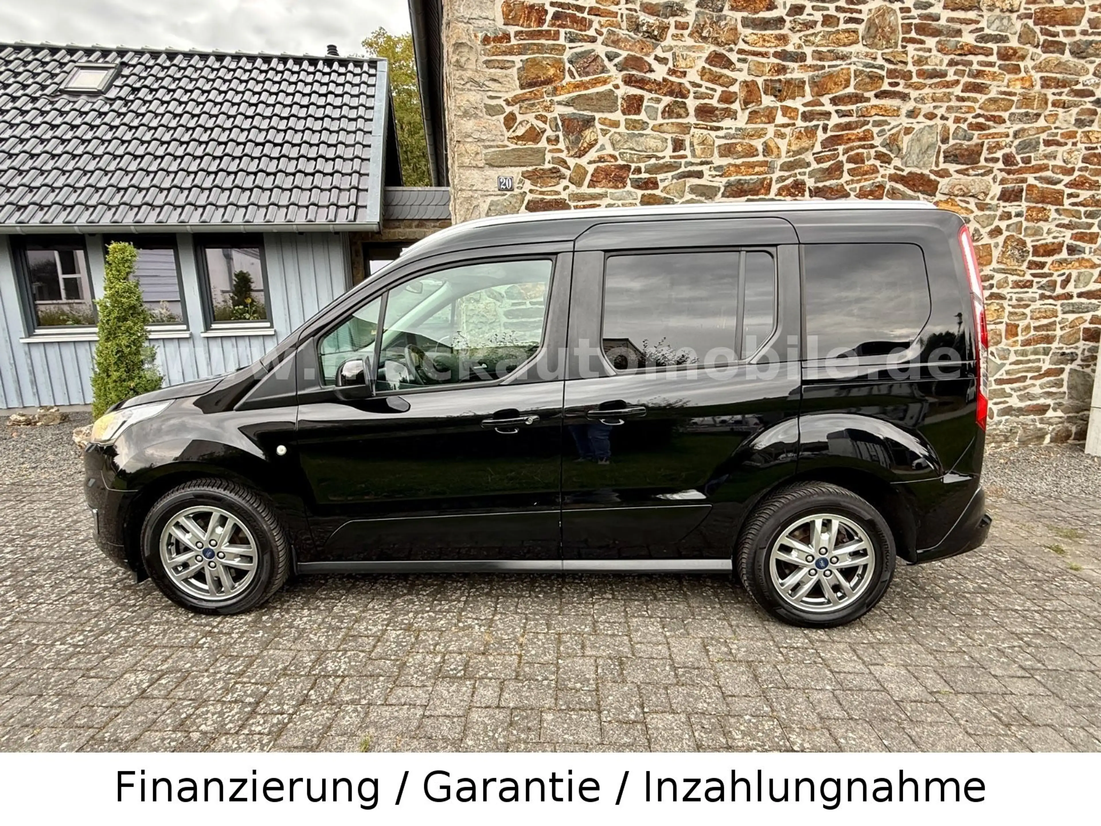Ford Tourneo Connect Titanium — photo 6
