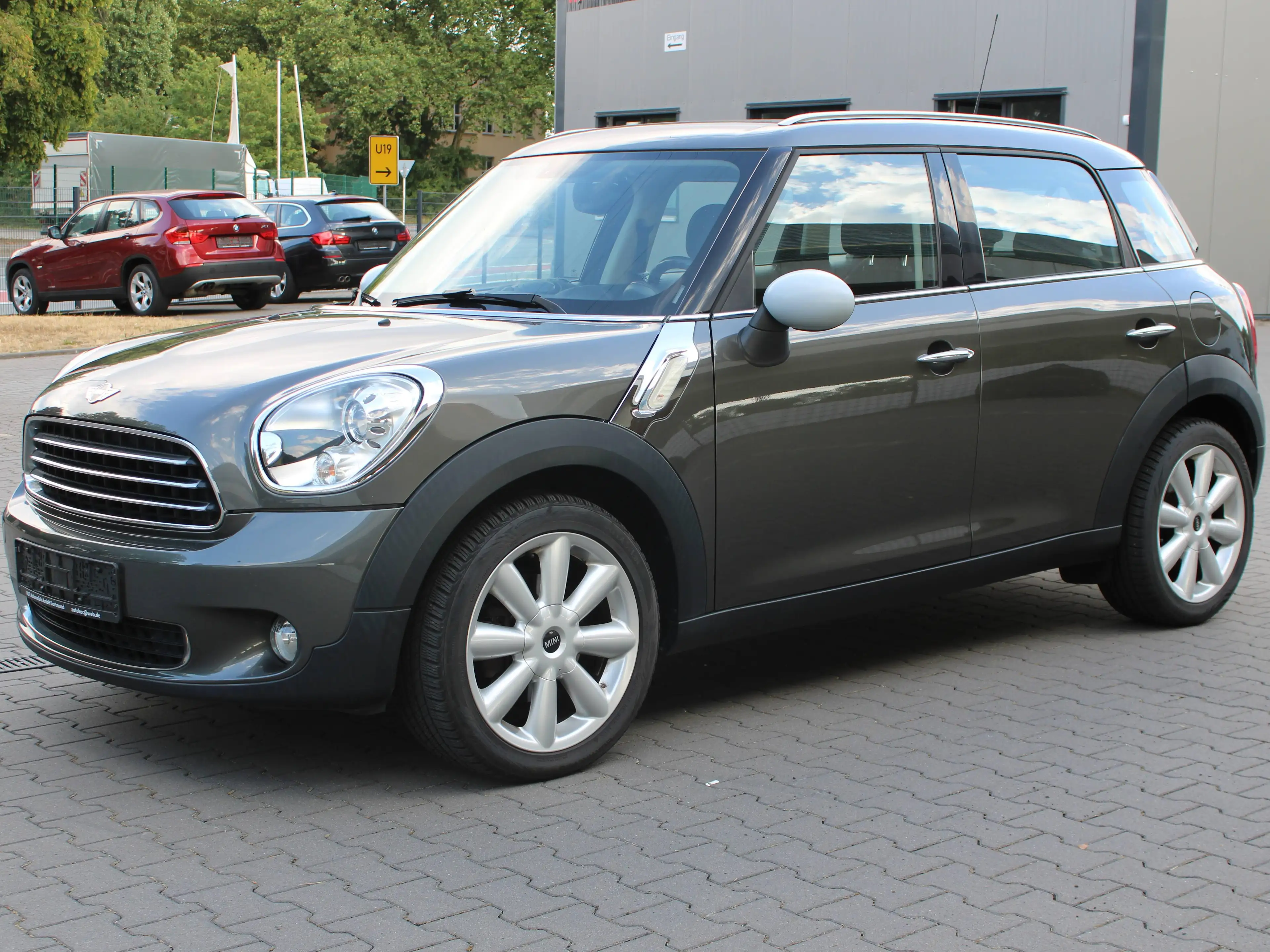 MINI Cooper D Countryman Cooper D Xenon Paket: Chili Sportsitze