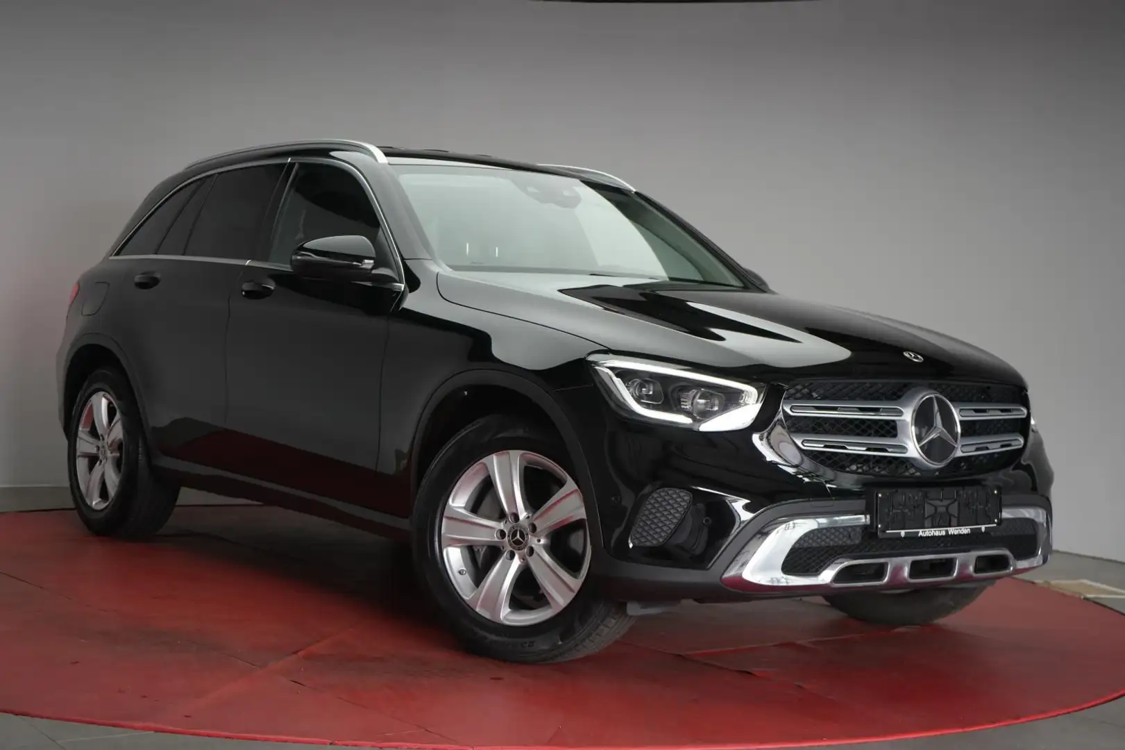 Mercedes-Benz GLC 300 d 4Matic 9G-Tronic Navi/Distronic/Kamera Black - 1