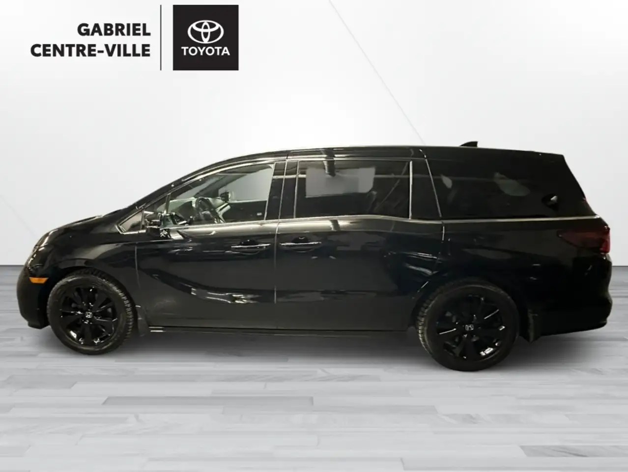 Honda Odyssey снимка Honda Odyssey