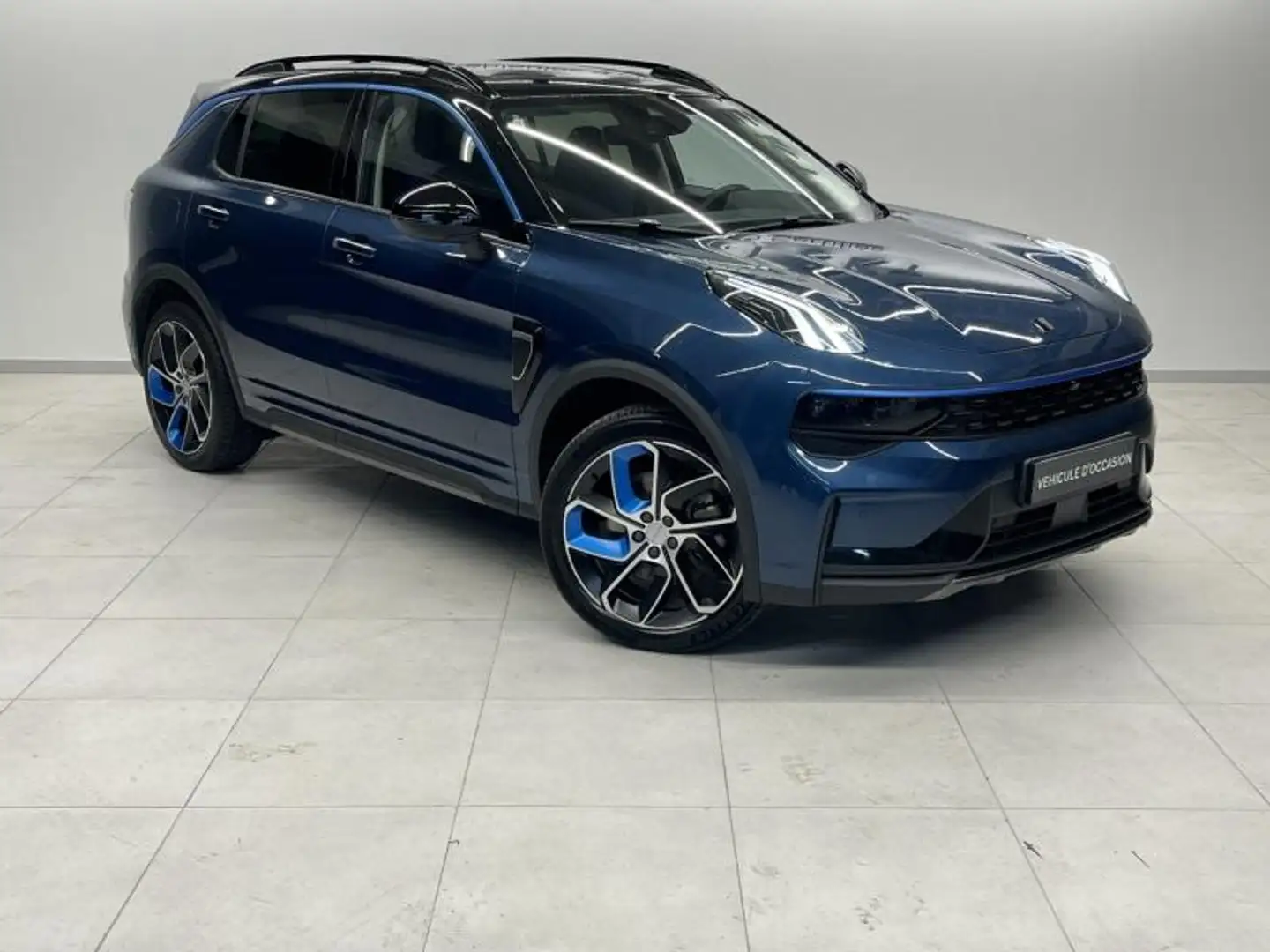 Lynk & Co 01 1.5 PHEV 261ch DCTH 7 Bleu - 2