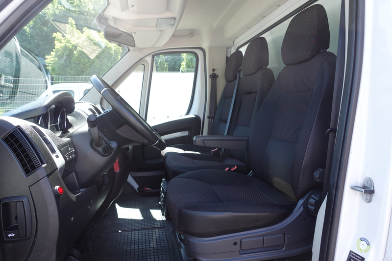 Peugeot Boxer Koffer 435 L4 2.2 BlueHDi Klimaaut. TÜV Neu — photo 11
