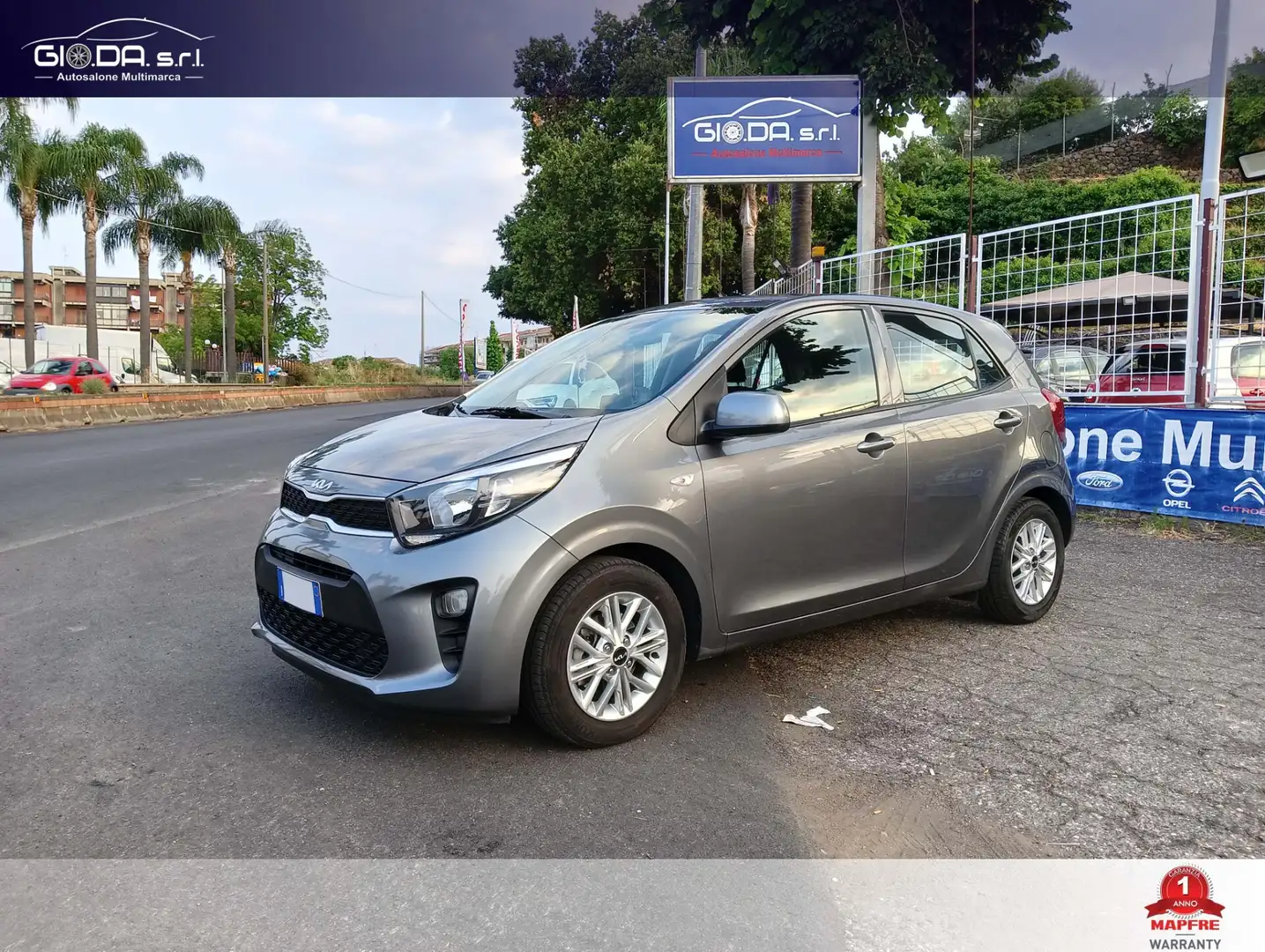 Kia Picanto 1.0 12V 5 porte X Line Grigio - 1