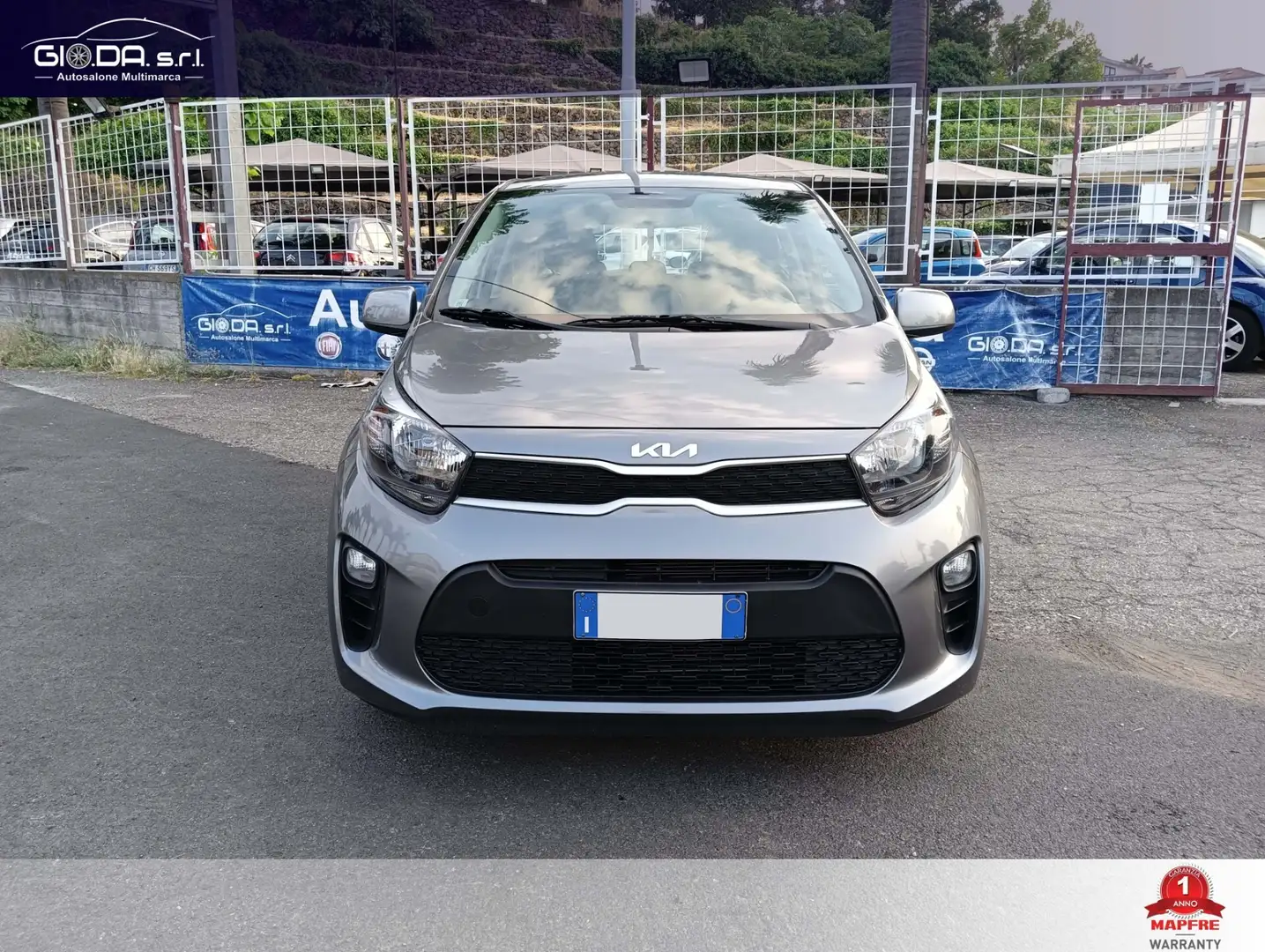 Kia Picanto 1.0 12V 5 porte X Line Grigio - 2