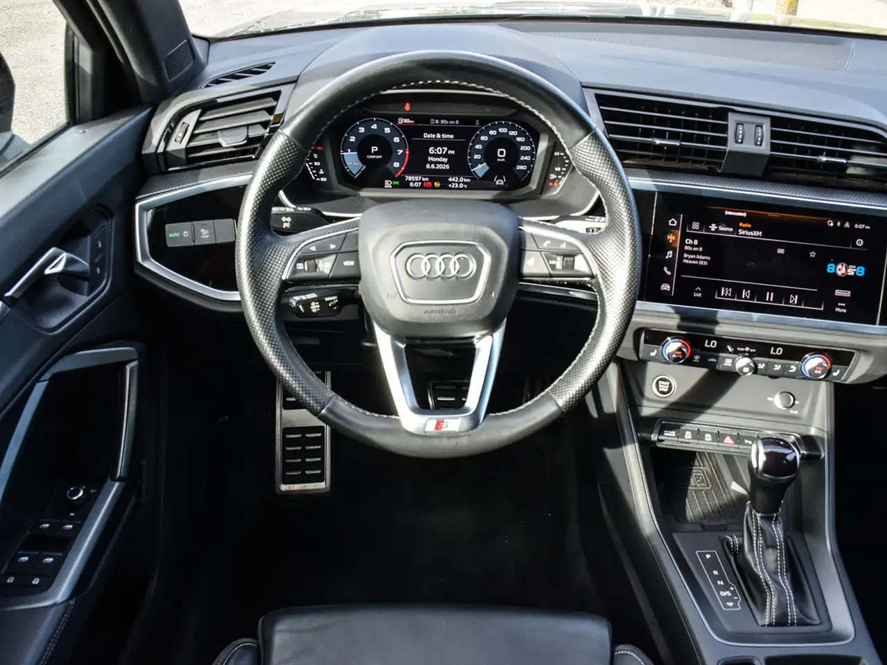 Audi Q3 fotografie Audi Q3