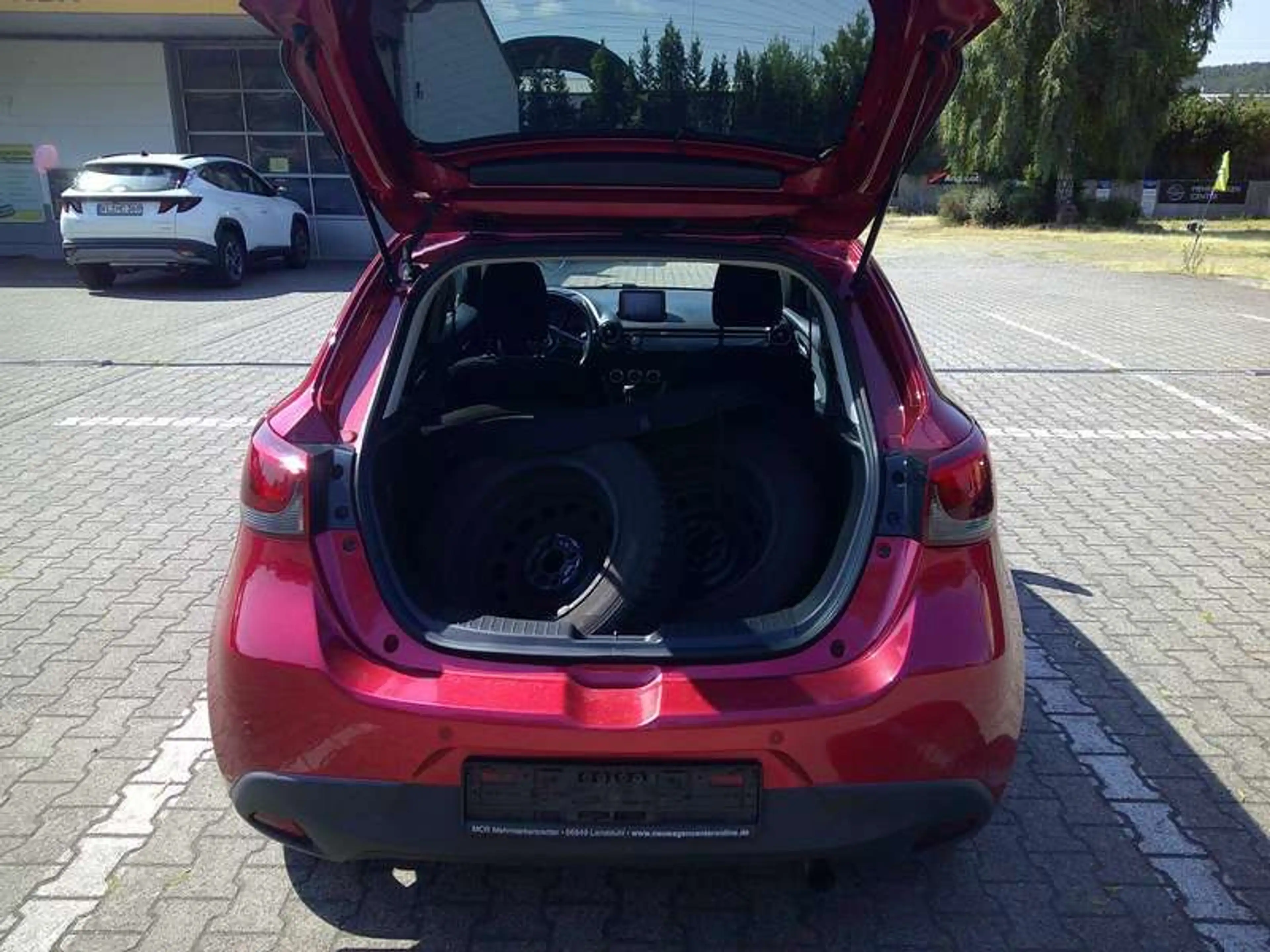 Mazda 2 Kizoku,8fach-bereift,Shzg,Klimaautomatik,Navi,PDC,L+Rsensor — photo 11